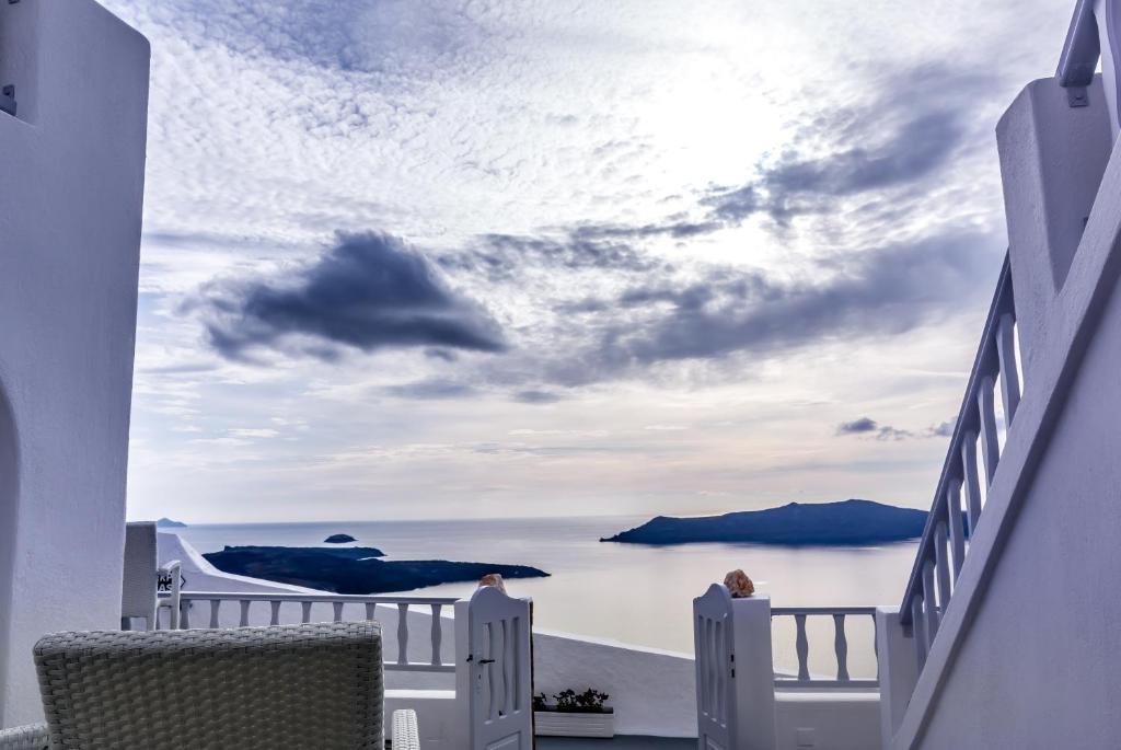 Santorini View Studios - Firostefani Caldera Eksteriør billede