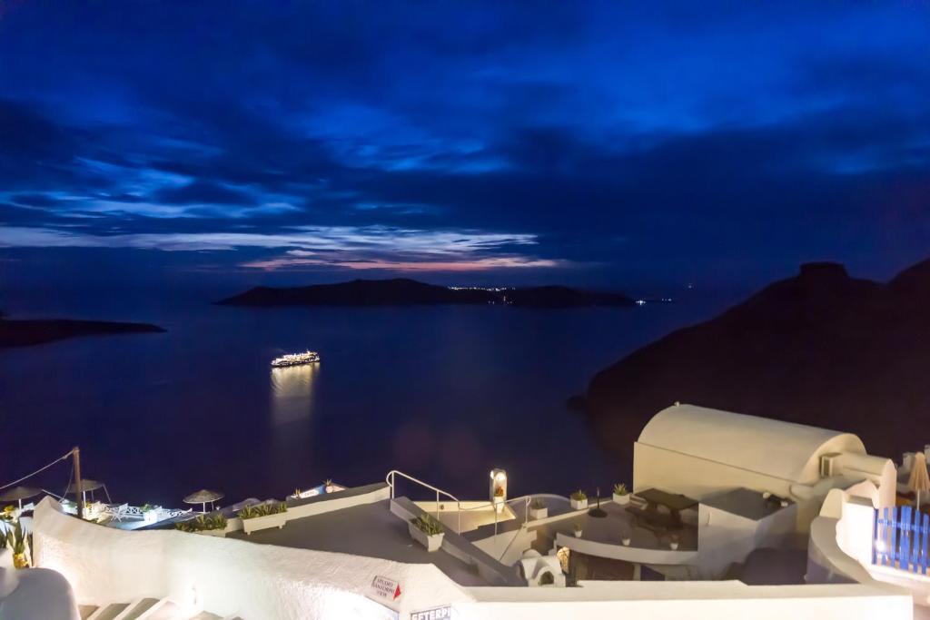 Santorini View Studios - Firostefani Caldera Eksteriør billede